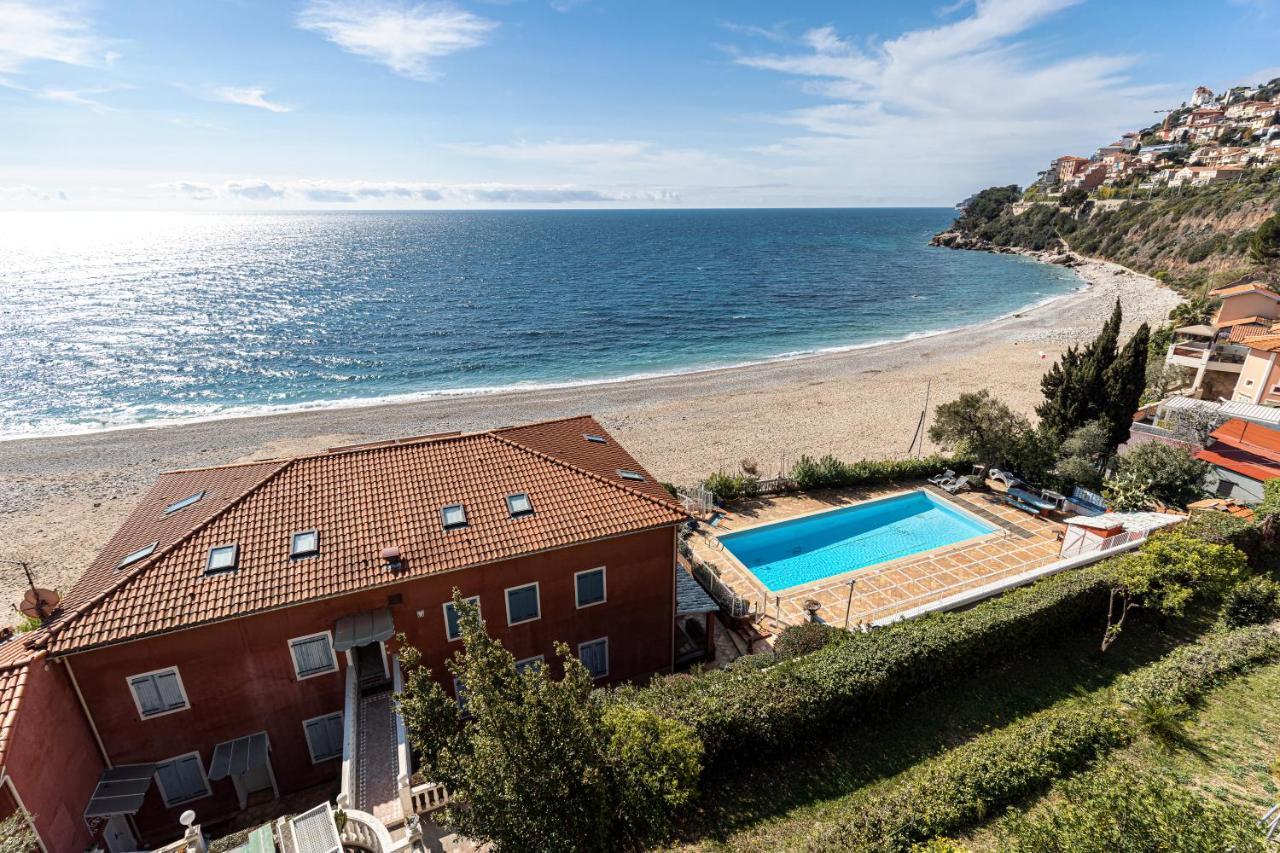 Le Golfe Bleu - Havre De Paix En Bord De Plage Roquebrune-Cap-Martin Exterior foto